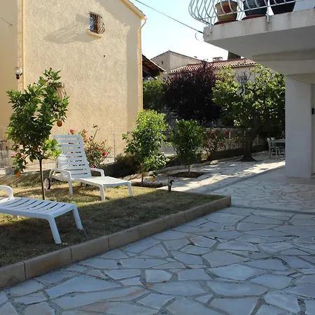Inaya Apartament Six-Fours-les-Plages