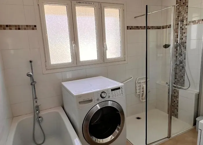 Inaya * 锡富尔勒普拉日